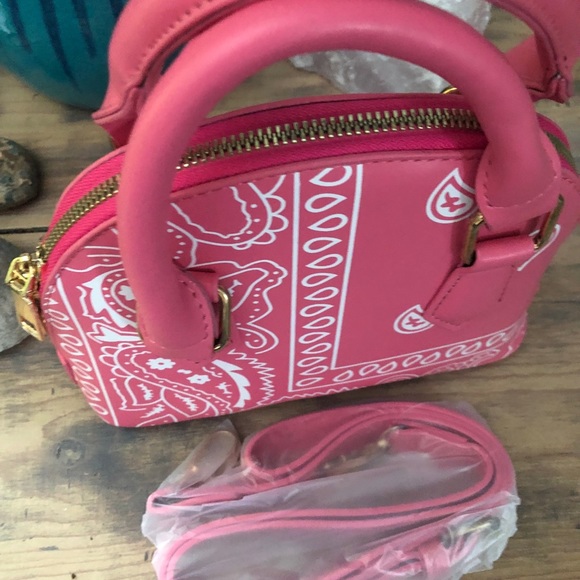 Cute Small Pink Paisley Crossbody Bag - Picture 3 of 6